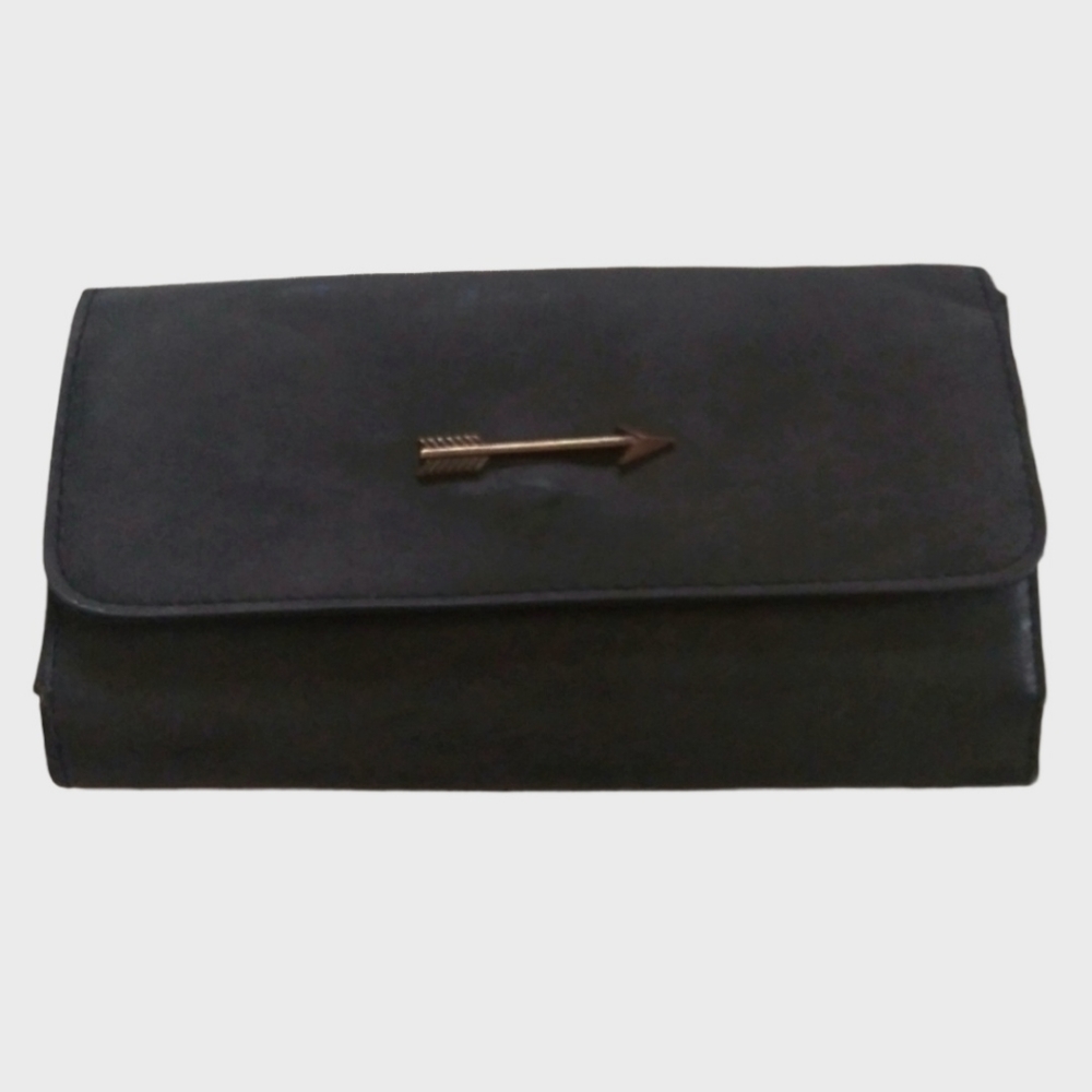 Tri-fold Black Metal Arrow Wallet